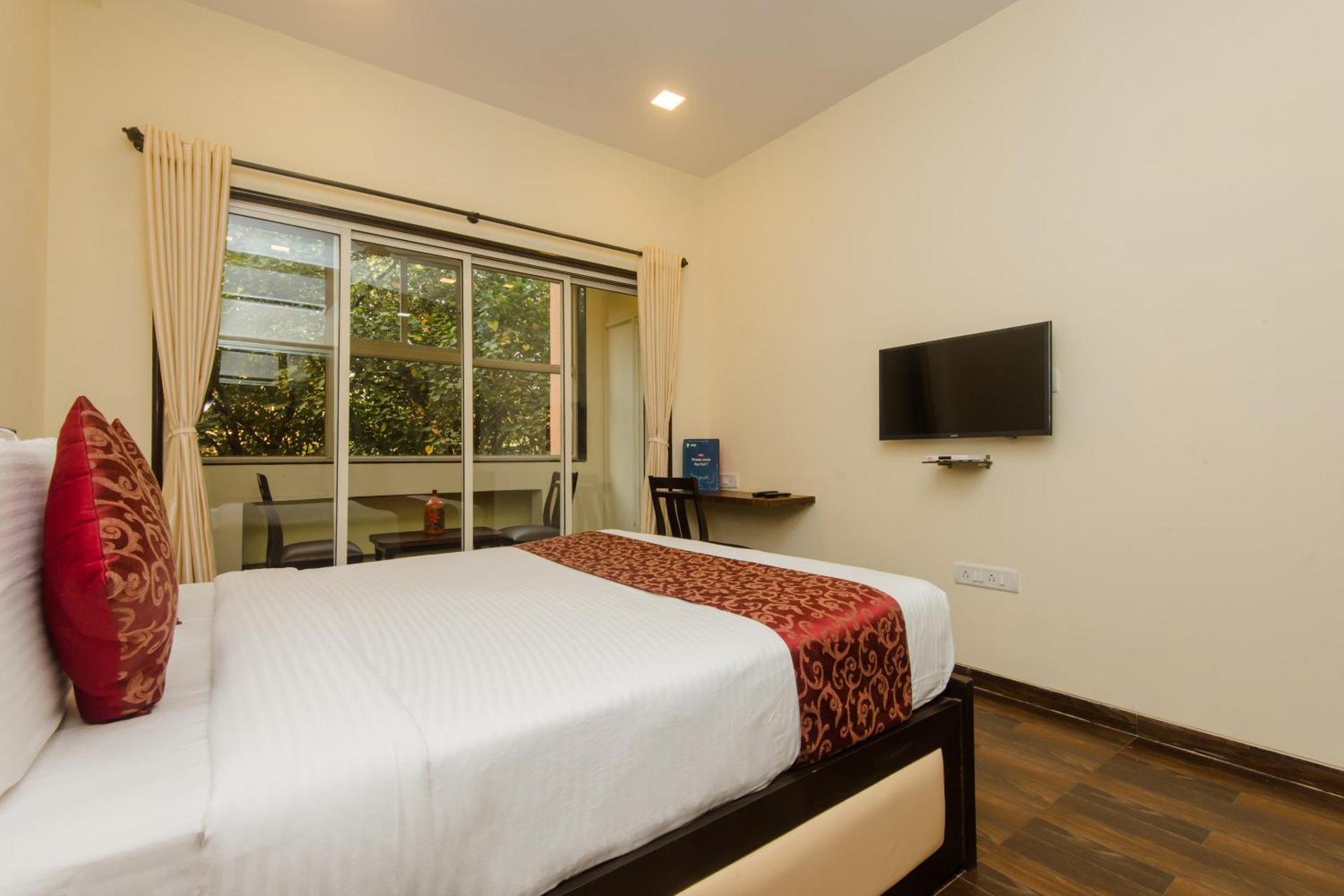 FabHotel Divine Residency Mumbai Exterior foto