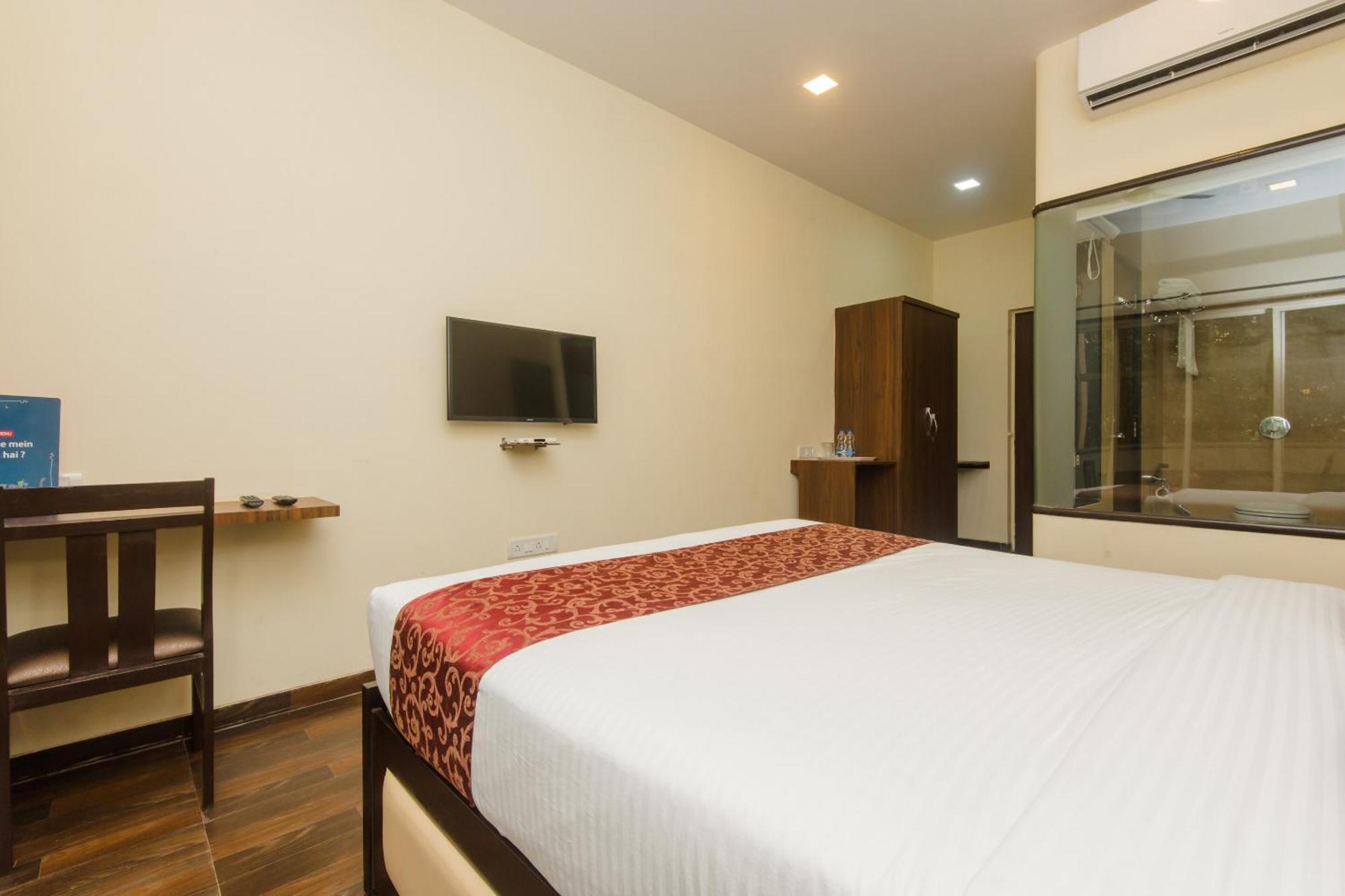 FabHotel Divine Residency Mumbai Exterior foto